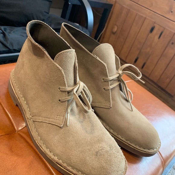 Clark’s dress shoes. - Picture 1 of 2